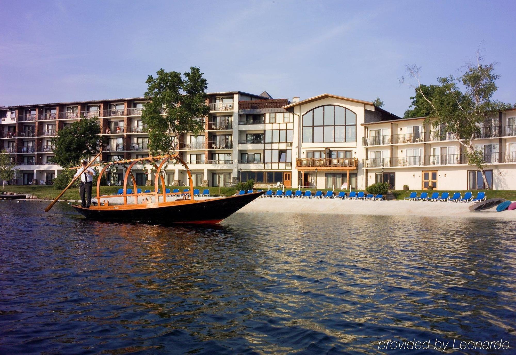 Golden Arrow Lakeside Resort